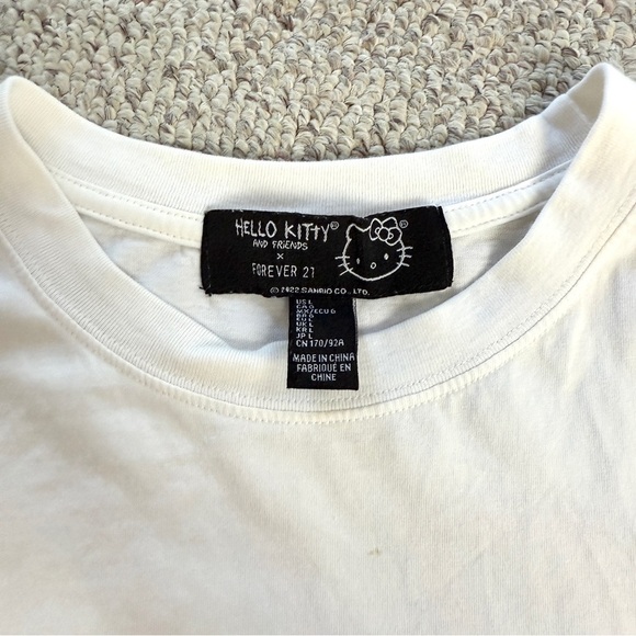 Bundle of Sanrio Kawaii Graphic Tee Cotton T-shirt 2 Piece Set - Picture 8 of 8